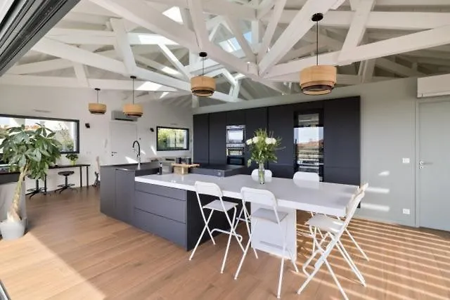 Beautiful New Ocean Facing Villa Anglet Frankrig