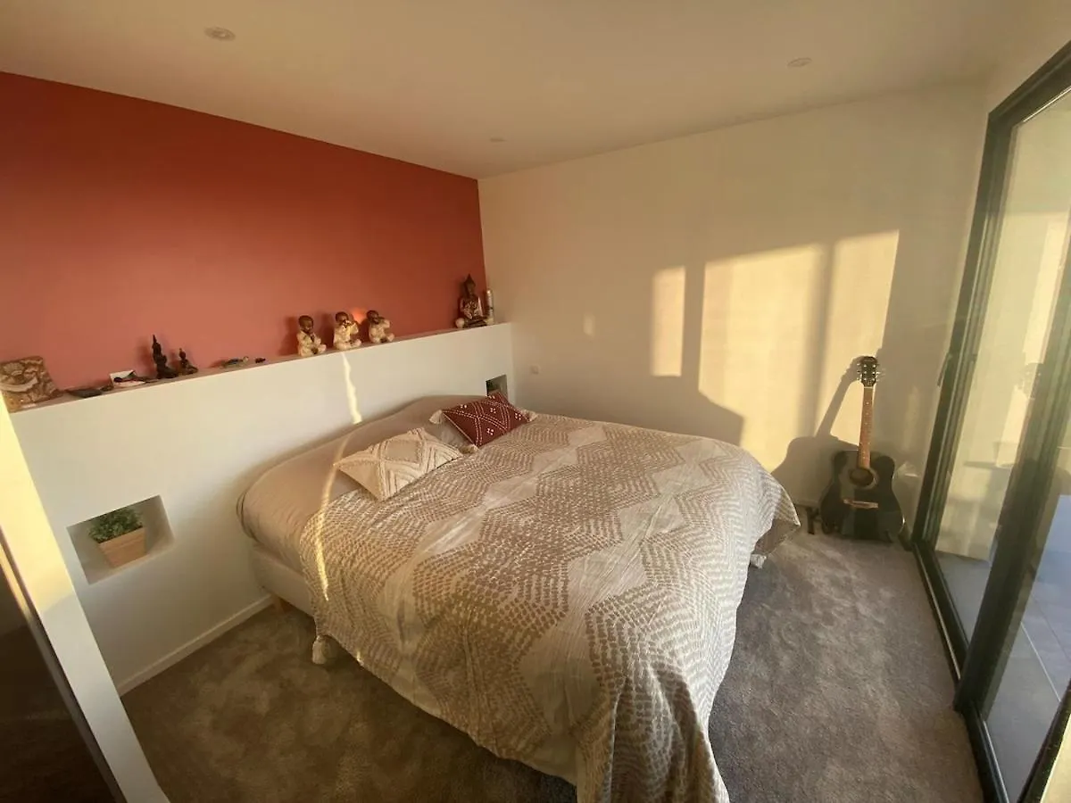 Beautiful New Ocean Facing Villa Anglet
