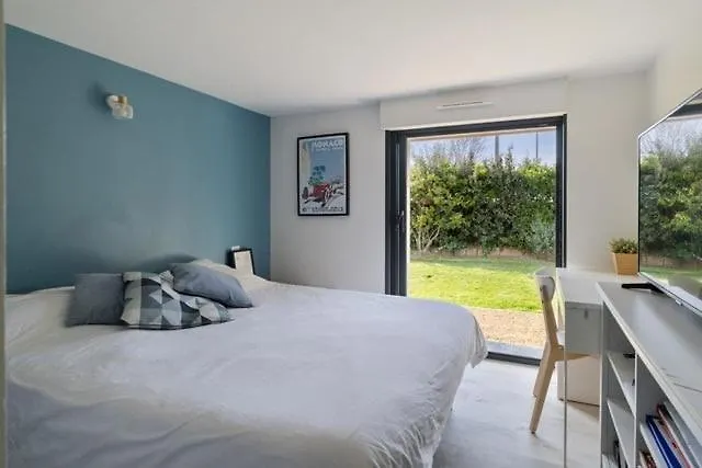Beautiful New Ocean Facing Villa Anglet