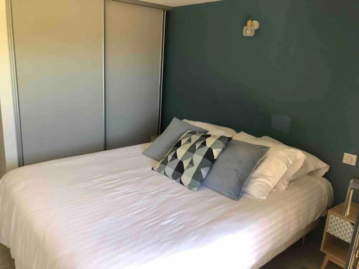 Beautiful New Ocean Facing Villa Anglet